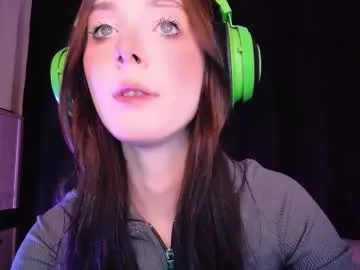 lolaa_darling – webcam model profile photo Image 2