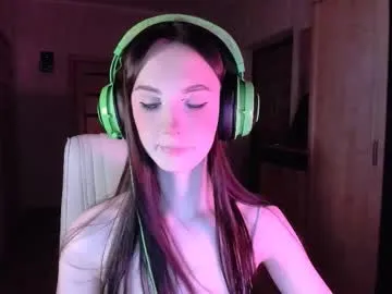 lolaa_darling – webcam model profile photo Image 8