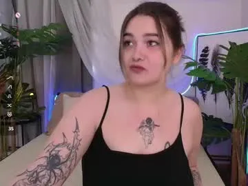 indian_yashika – webcam model profile photo Image 5