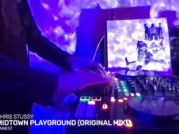 indiandesiguys2023 – webcam model profile photo Image 16