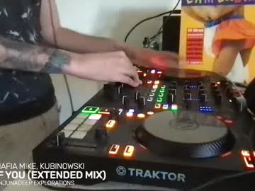 indiandesiguys2023 – webcam model profile photo Image 4