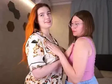 imlovelyrose – webcam model profile photo Image 3