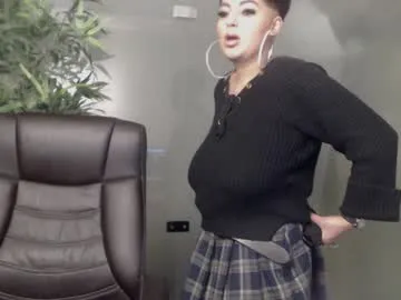 allyiah – webcam model profile photo