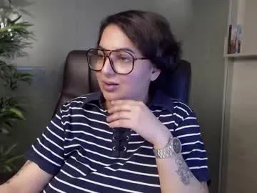 indiandesiguys2023 – webcam model profile photo Image 7