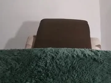 mae_nathan – webcam model profile photo Image 8