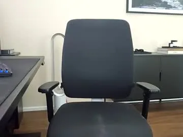 EmiliaWalker – webcam model profile photo Image 7