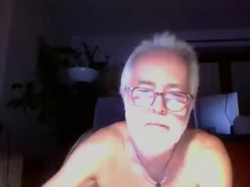 indiandesiguys2023 – webcam model profile photo Image 19