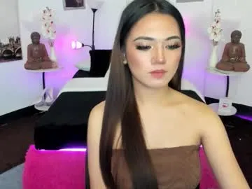 ChanelFoxi – webcam model profile photo Image 2