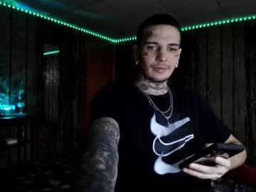 daani_hott – webcam model profile photo Image 2