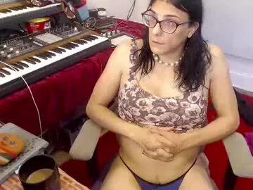 beaute_fatale – webcam model profile photo Image 6