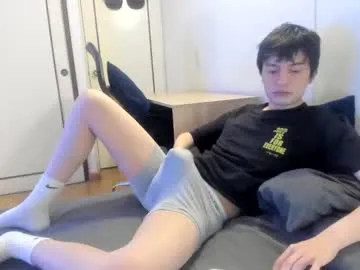 emmykrist – webcam model profile photo Image 6