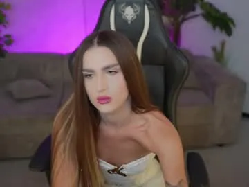 KiaraCold – webcam model profile photo Image 5