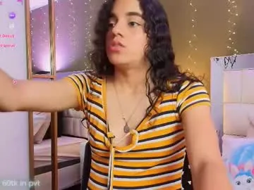 indiandesiguys2023 – webcam model profile photo Image 7