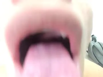 shiri_hot – webcam model profile photo Image 16