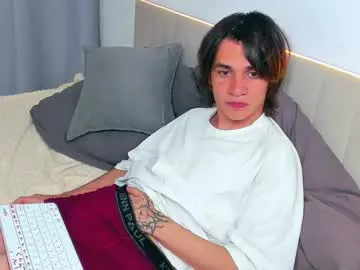 delilah_blazee – webcam model profile photo Image 10