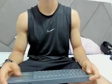 sunflower_28 – webcam model profile photo Image 19