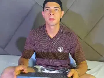 sunflower_28 – webcam model profile photo Image 3