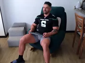 AishaHale – webcam model profile photo Image 8