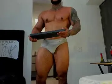 LaylaWoods – webcam model profile photo Image 7