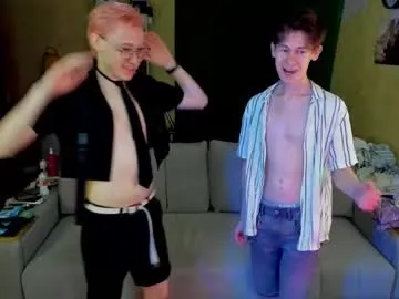 iamsomeone1234 – webcam model profile photo Image 5