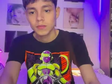 brownboy6999 – webcam model profile photo Image 13