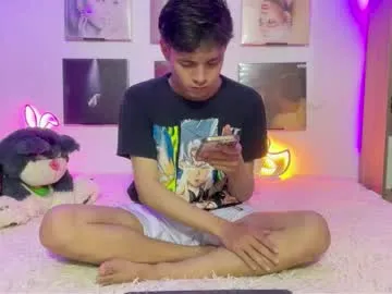 brownboy6999 – webcam model profile photo Image 14