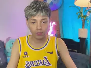 brownboy6999 – webcam model profile photo Image 8