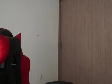 delilah_blazee – webcam model profile photo Image 13