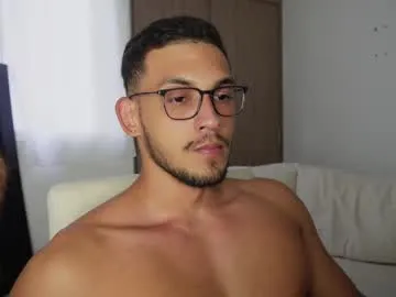 delilah_blazee – webcam model profile photo Image 5