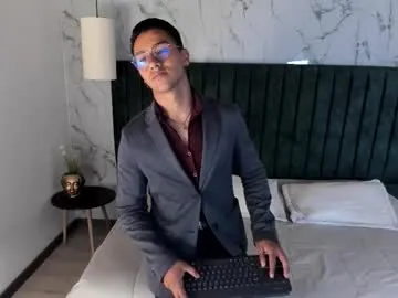 AdelleHayes – webcam model profile photo Image 18