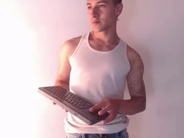 AdelleHayes – webcam model profile photo Image 7