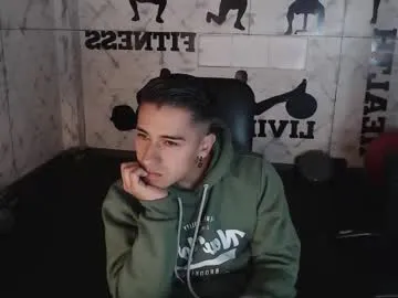 AdelleHayes – webcam model profile photo Image 8