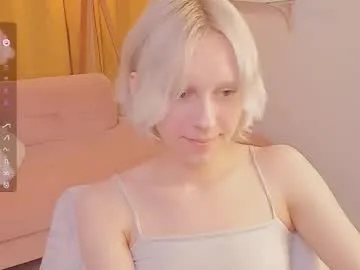 pureannuals – webcam model profile photo Image 14