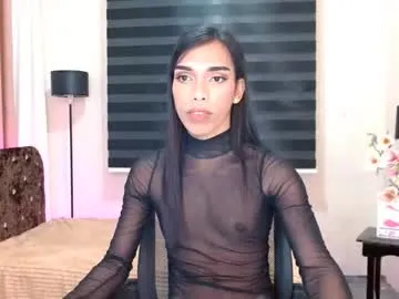 sofiakhanxo – webcam model profile photo Image 4