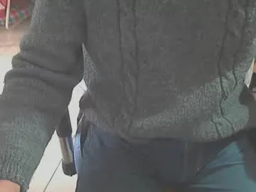 brownboy6999 – webcam model profile photo Image 11