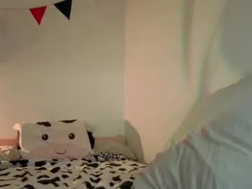 MilaDelays – webcam model profile photo Image 2