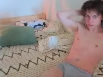 MilaDelays – webcam model profile photo Image 4