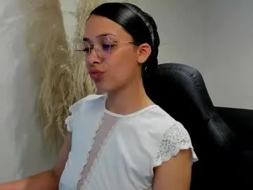 MiaRosey – webcam model profile photo Image 12