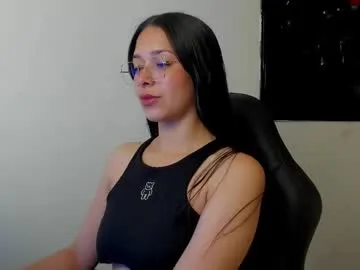 MiaRosey – webcam model profile photo Image 19