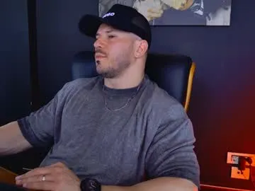 AmberParcker – webcam model profile photo Image 2