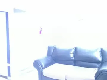 idkusethis – webcam model profile photo Image 4