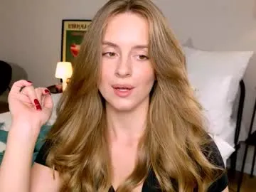 AndreaKalo – webcam model profile photo Image 4