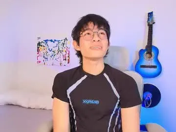 mae_nathan – webcam model profile photo Image 5