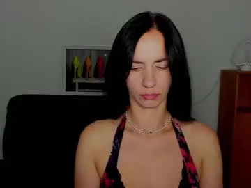 beaute_fatale – webcam model profile photo Image 10