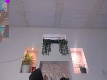 chaptertoo – webcam model profile photo Image 7