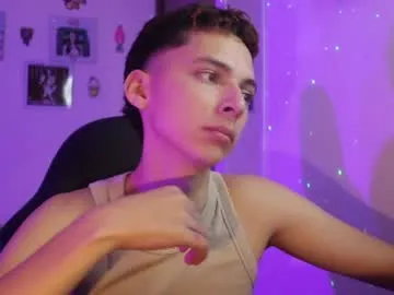 MiaRosey – webcam model profile photo Image 12