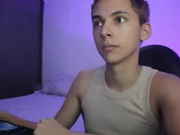 MiaRosey – webcam model profile photo Image 2