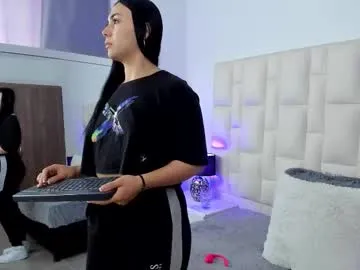 indiandesiguys2023 – webcam model profile photo Image 15