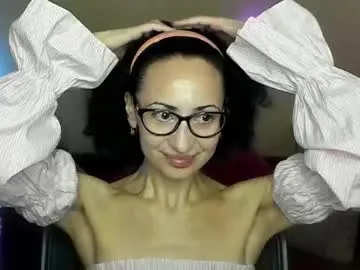 indiandesiguys2023 – webcam model profile photo Image 4