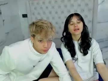 mae_nathan – webcam model profile photo Image 6